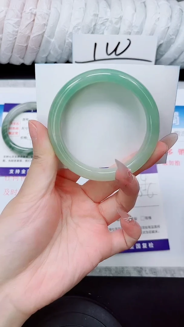 石英质玉手镯未镶嵌D164-55.6