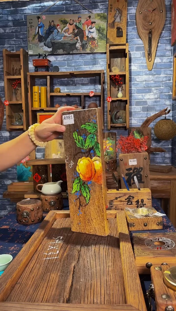 风化老门板丙烯画