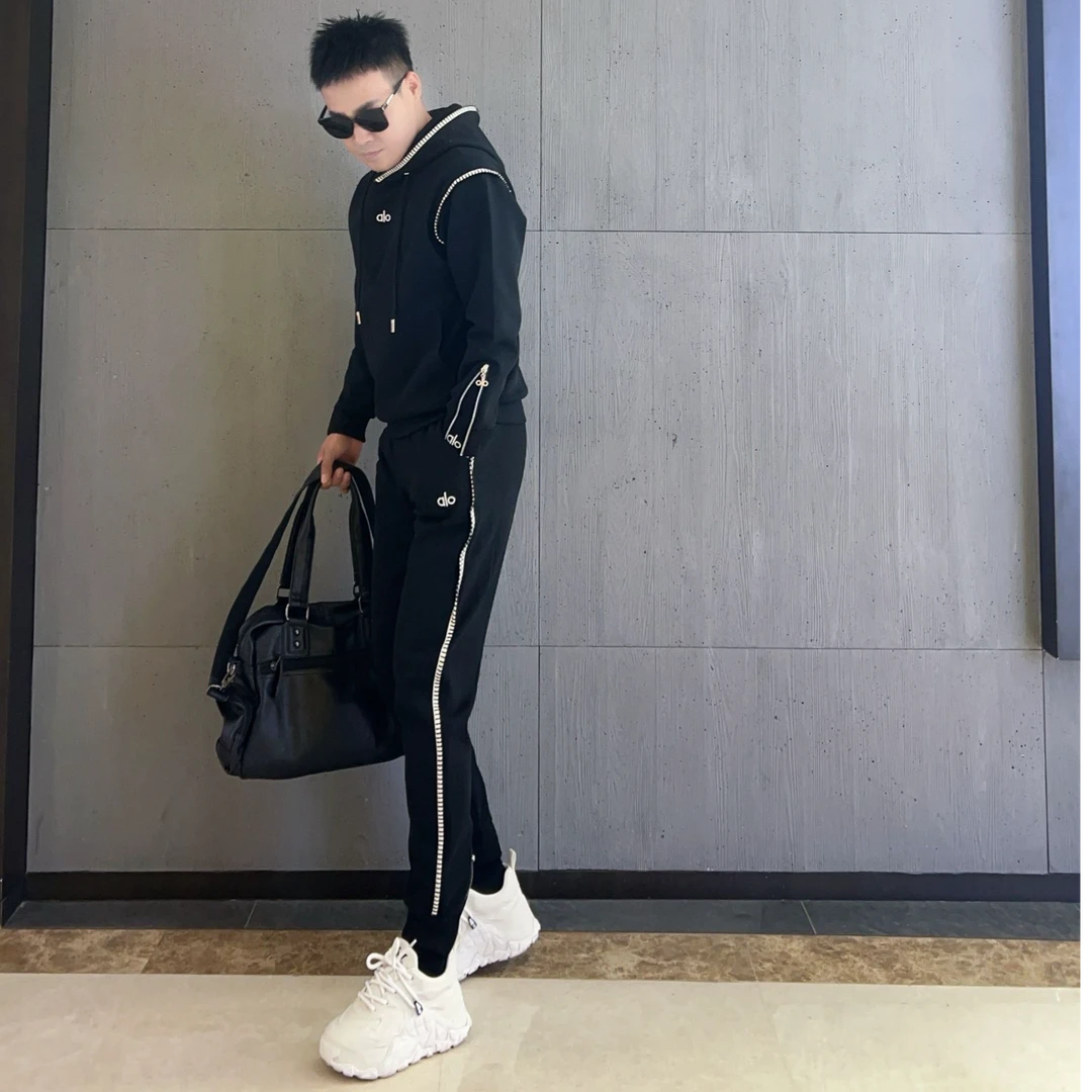 2025男士简欧休闲套装帽领拼接时尚潮流百搭重工刺绣爆款帅气套装