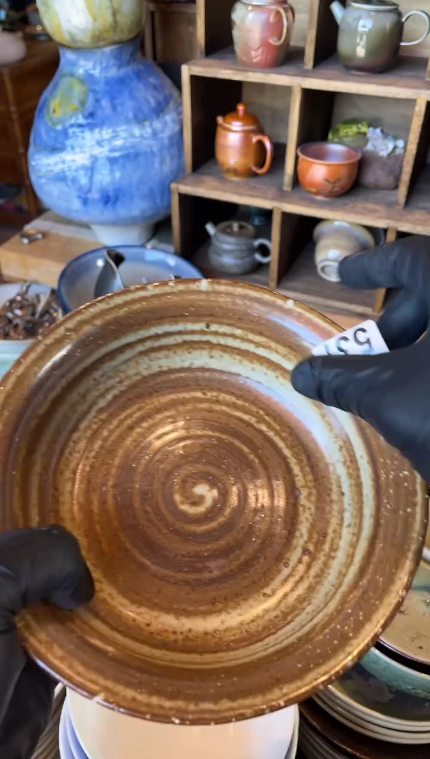 【闪购商品】瓷片537 白麻点反边盘1个