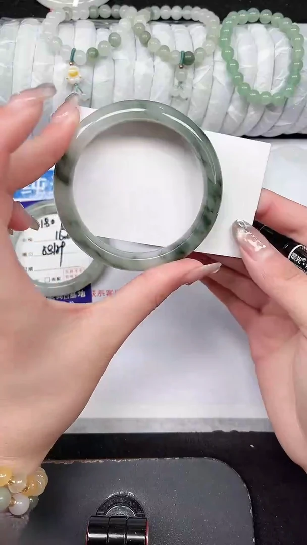 未镶嵌手镯石英质玉181-57/58