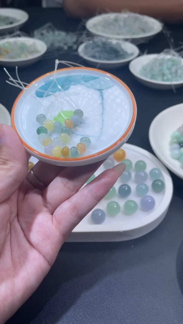 颈饰未镶嵌翡翠宁**滥翡翠净货