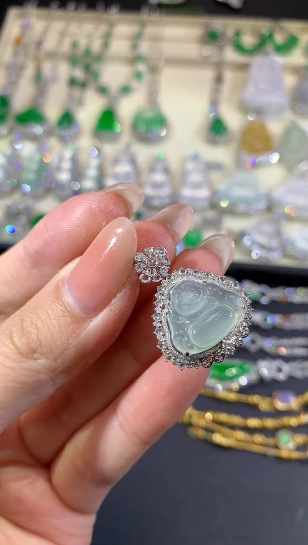 吊坠(不含链)18K金镶嵌翡翠11-佛公