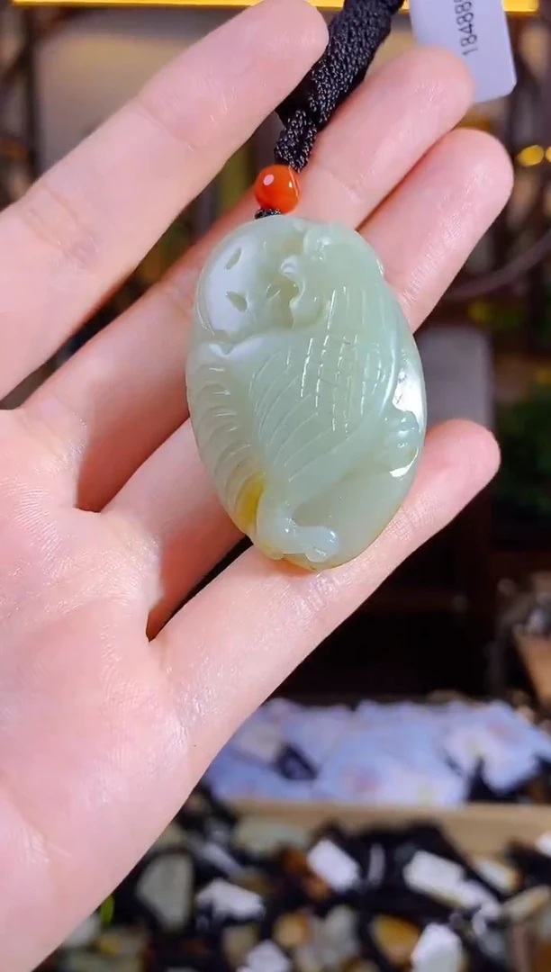 和田玉未镶嵌颈饰1