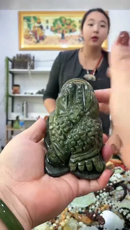 未镶嵌岫玉挂件