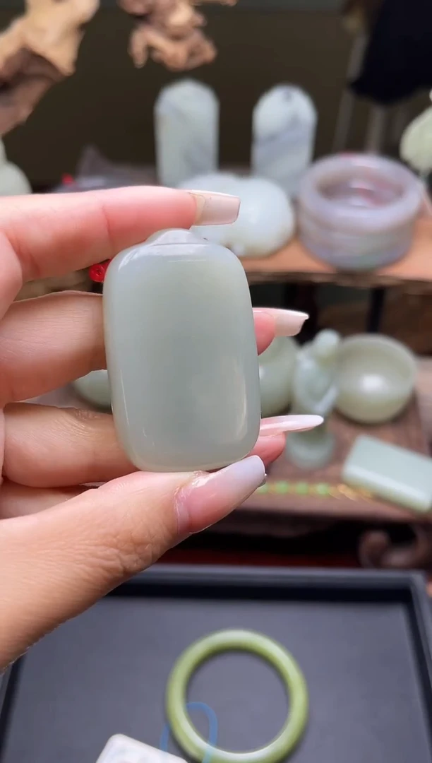 【闪购商品】和田玉吊坠未镶嵌且末迪克兰 无事牌30893