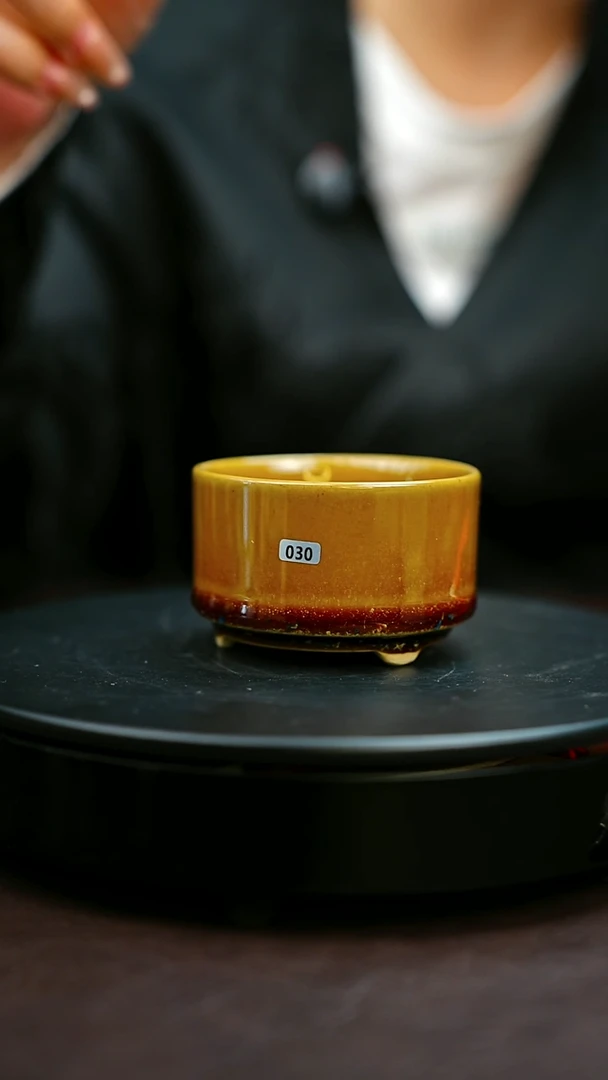 030#原矿钧瓷炉钧釉三足直口杯