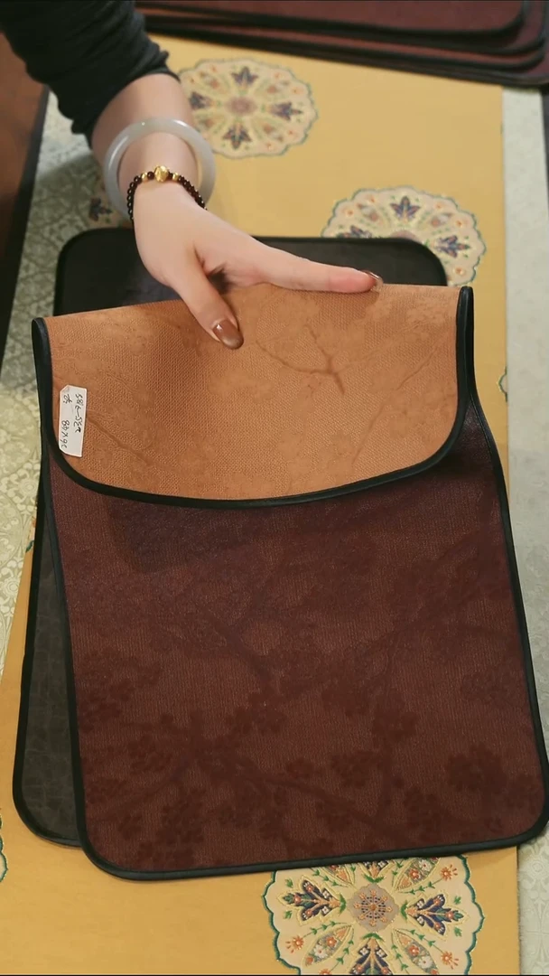 小号梅花············