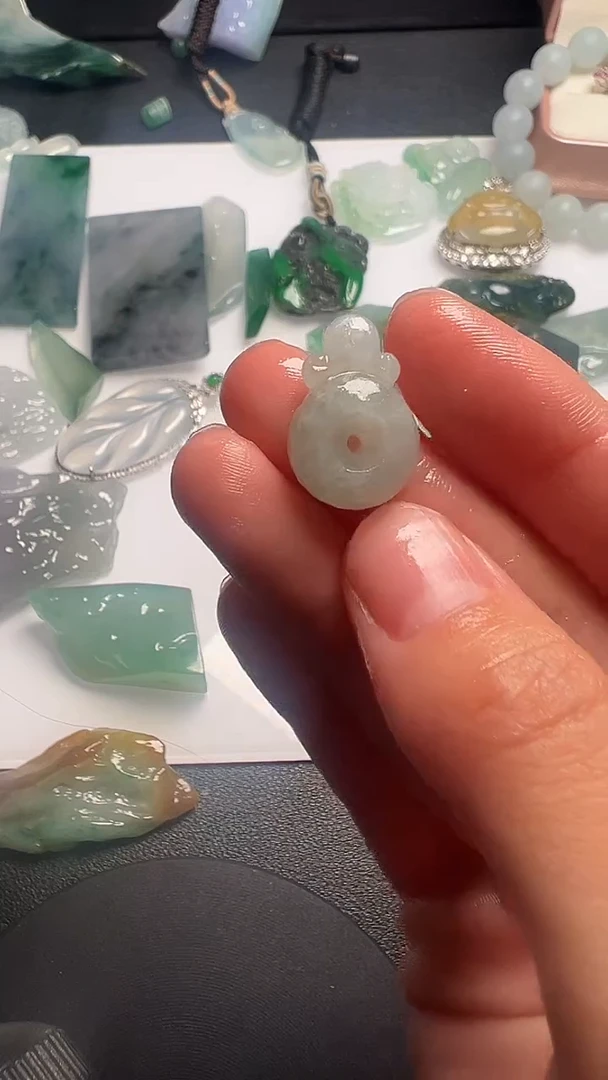 裸石翡翠玛**卡天然A货翡翠