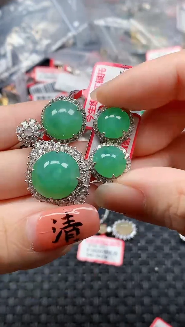 银S925镶嵌戒指翡翠天然A货缅甸翡翠