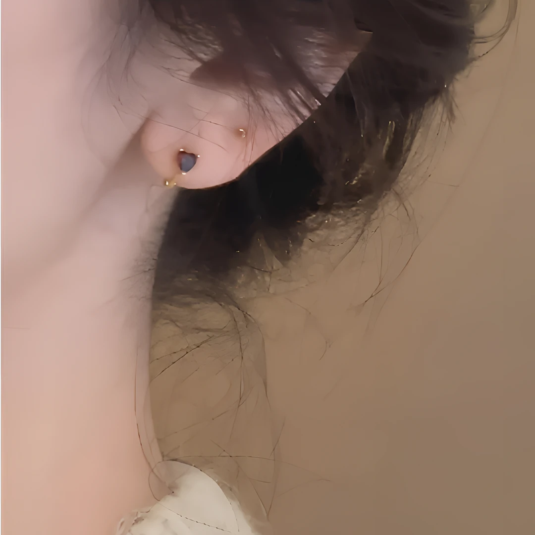 925银耳饰 红石榴耳钉 通投纯银 贴耳红色小众简约气质轻奢耳环女