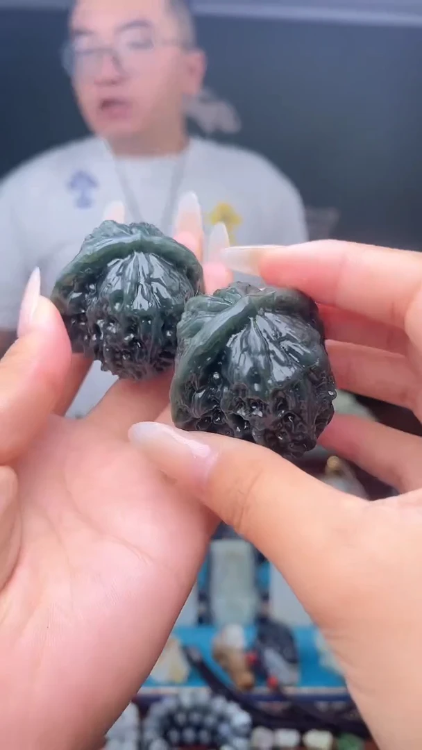 未镶嵌和田玉挂件1