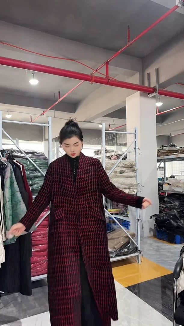 森比 雪尼尔风衣 红色