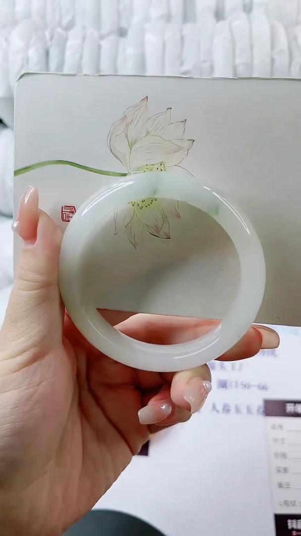 【闪购商品】石英质玉手镯未镶嵌0967953349-