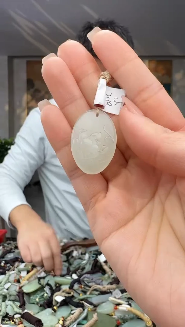 颈饰未镶嵌和田玉拍一发一多样性发货