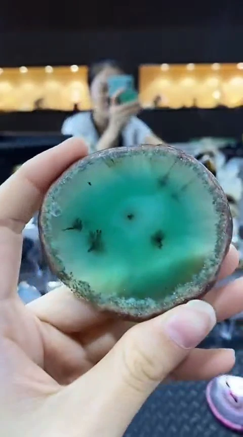 未镶嵌颈饰玛瑙/玉髓兮**忧玛瑙
