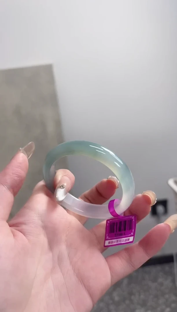 【闪购商品】玛瑙/玉髓手镯未镶嵌50圈 需要包容