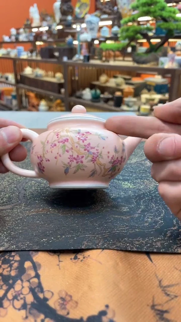 【闪购商品】@@@@@@@@@@@粉泥花开蝴蝶壶