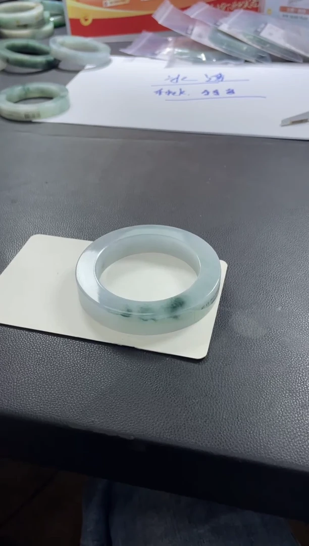 未镶嵌手镯定制翡翠临****市手镯XJ/发一件