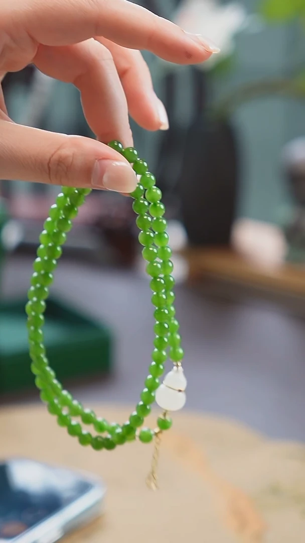 手串18K金镶嵌和田玉（碧玉）【碧玉葫芦三圈手串】