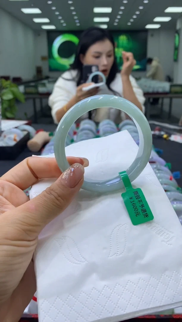 未镶嵌手镯翡翠00006456
