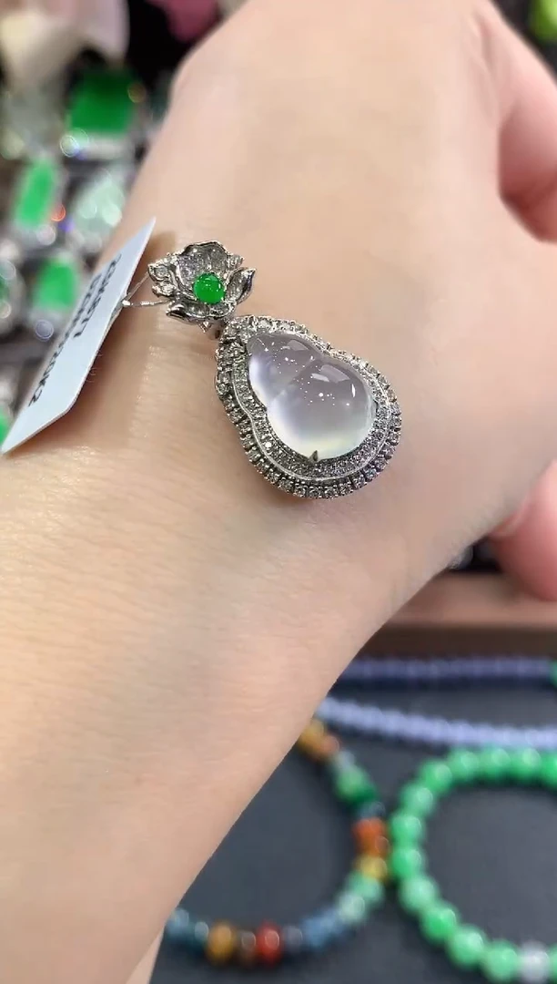 吊坠(不含链)18K金镶嵌翡翠d41