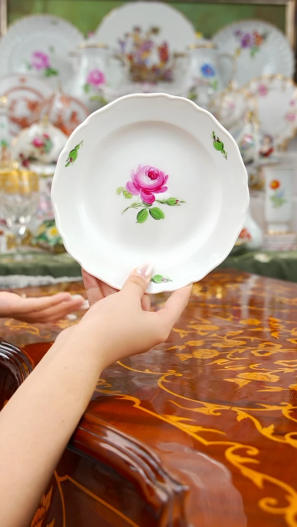 瓷米多家中古瓷器如图所示180