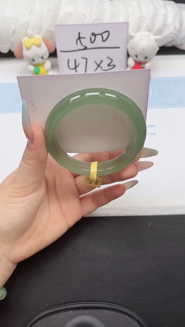 未镶嵌手镯石英质玉19-57