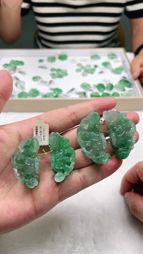 颈饰未镶嵌石英质玉貔貅+多样性发其一