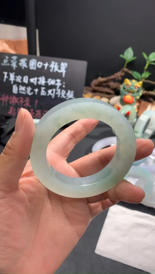 未镶嵌手镯定制翡翠金*宝蓝晴圆条