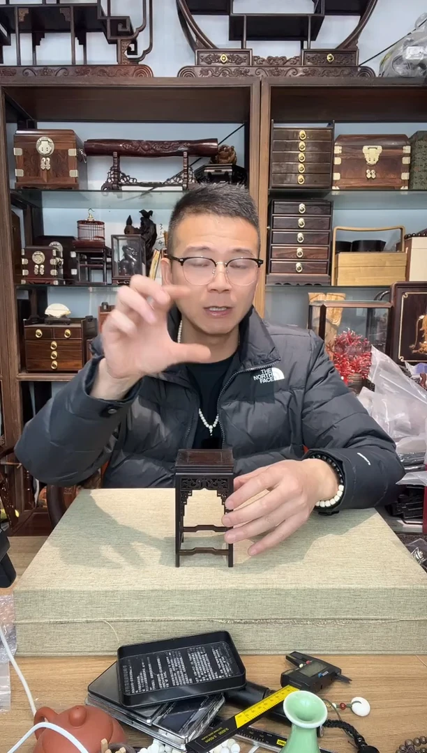 乌木类书架615大红酸枝正方雕花小花架摆台 瑕疵