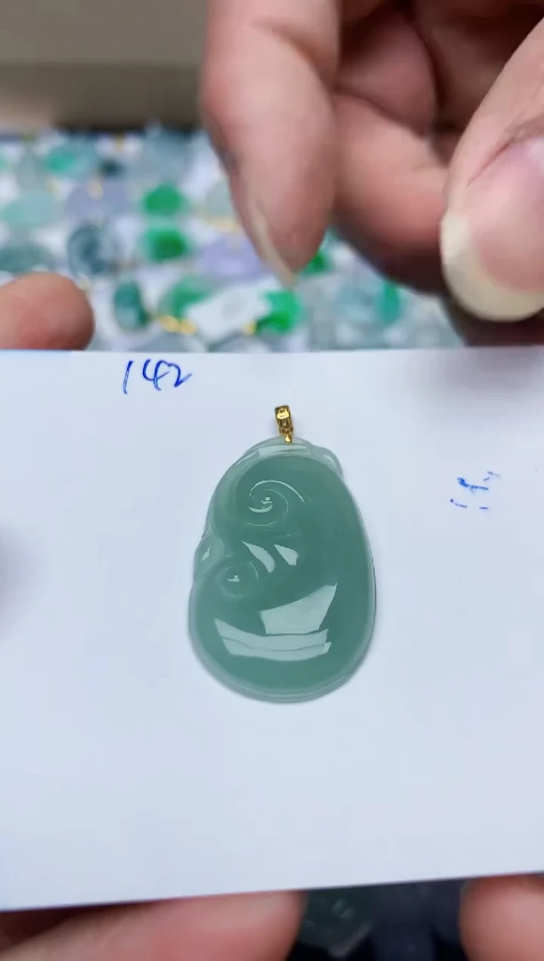 【闪购商品】翡翠颈饰18K金镶嵌天然翡翠A货