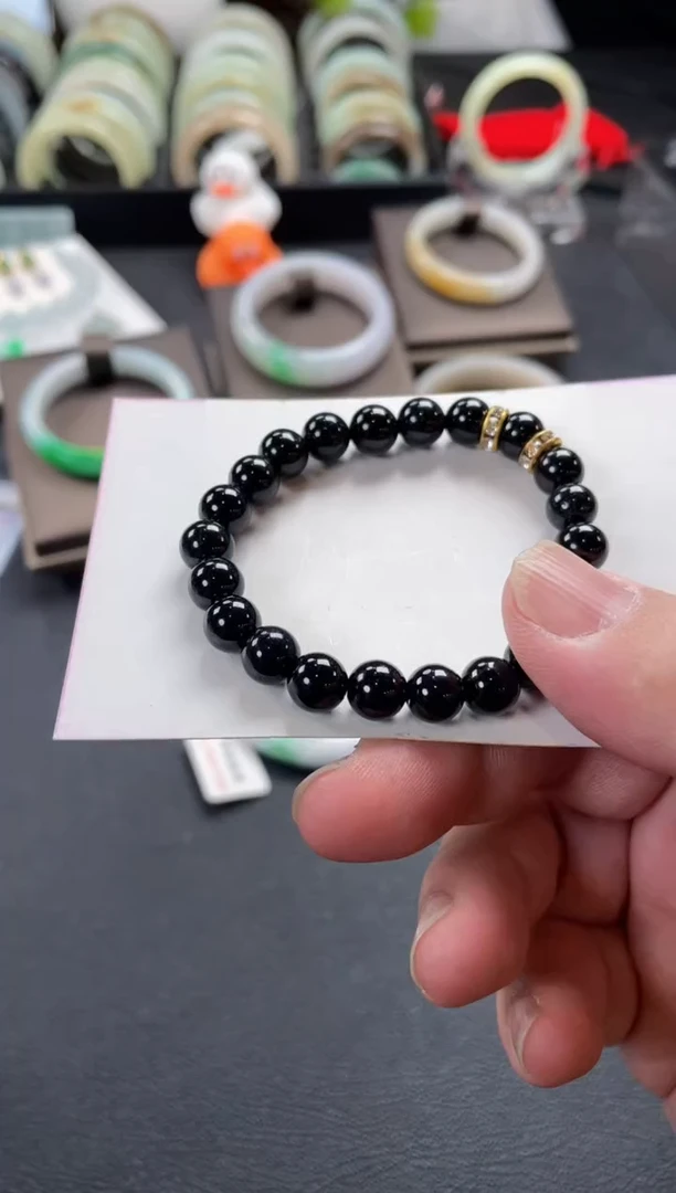 【闪购商品】翡翠颈饰未镶嵌有纹裂