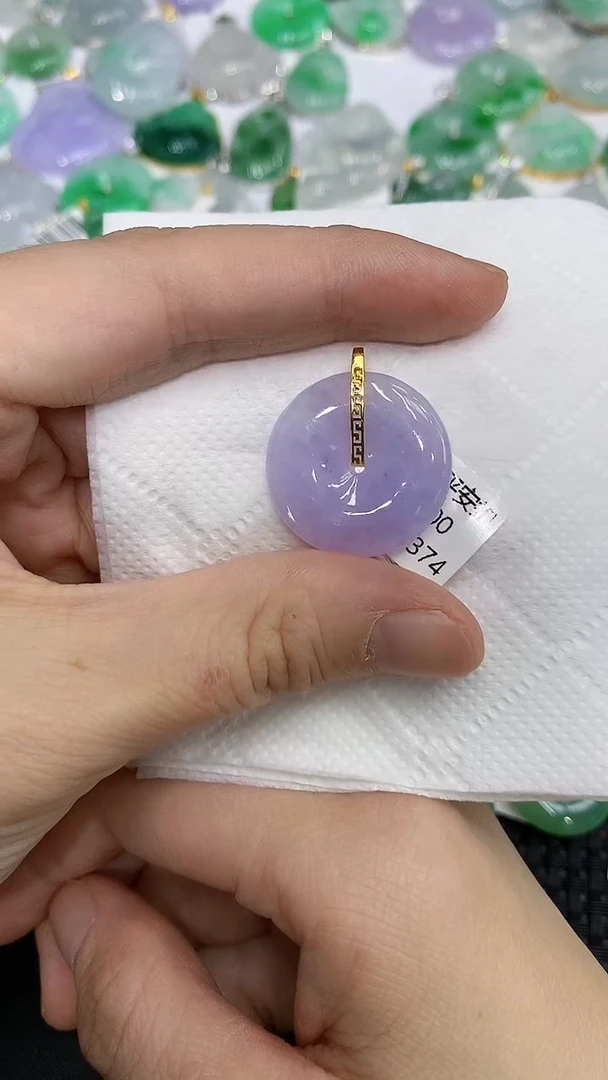 颈饰18K金镶嵌翡翠a货支持复检百元以上9元证书费自理