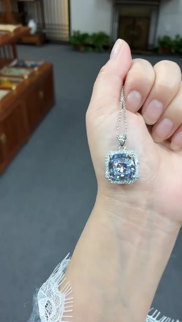 【慧慧甄选】高端轻奢吊坠多样性发货ML4484