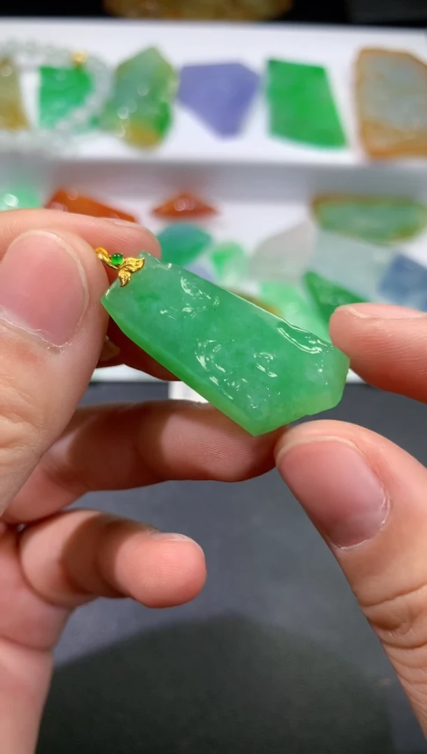 颈饰未镶嵌翡翠165