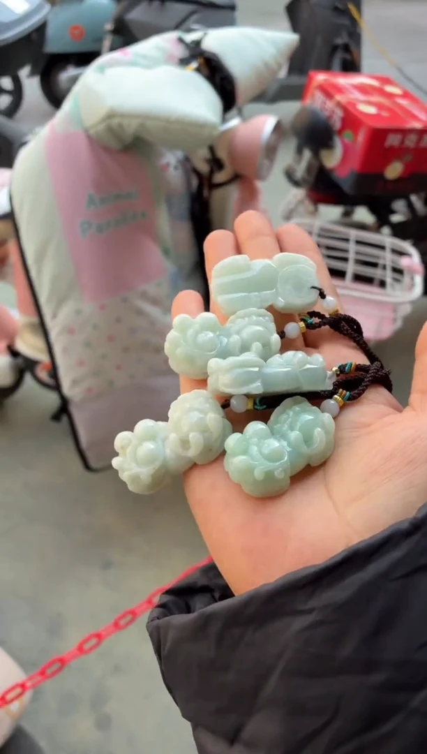 颈饰未镶嵌翡翠多样性发一