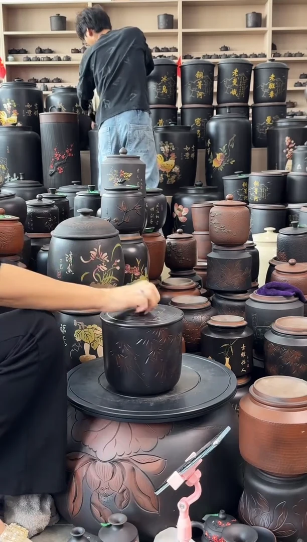 罐瑕疵茶叶罐  竹子小五饼  595