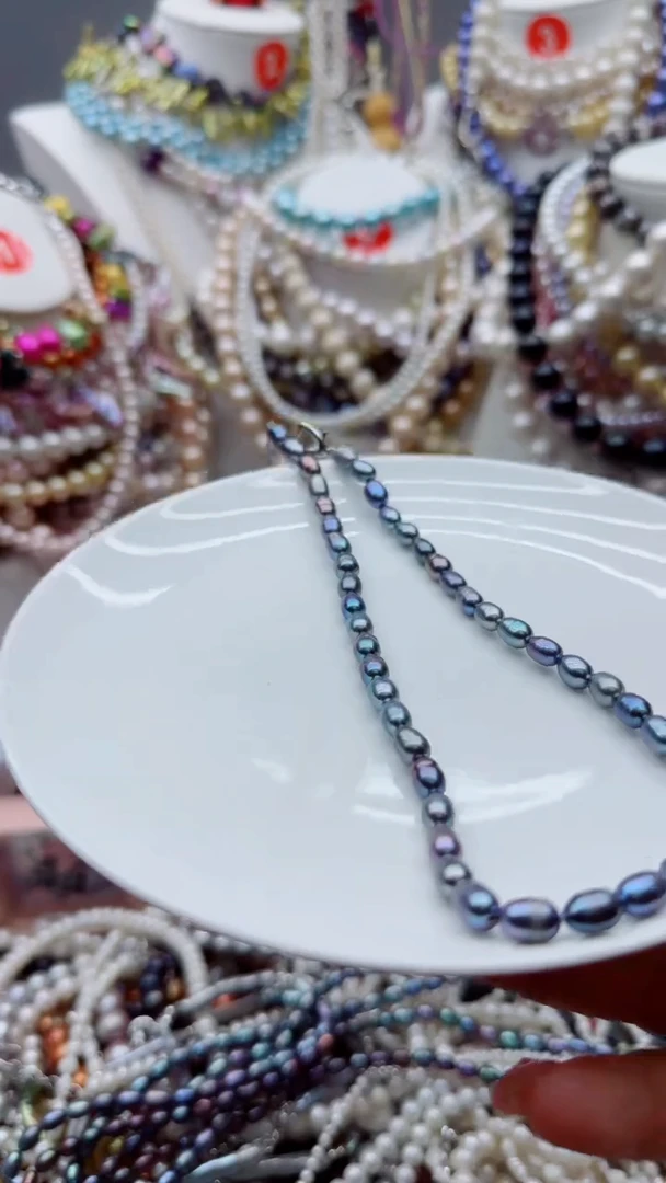 淡水珍珠未镶嵌颈饰1