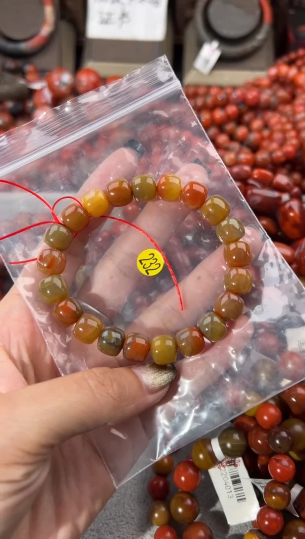 未镶嵌手串南红玛瑙10+