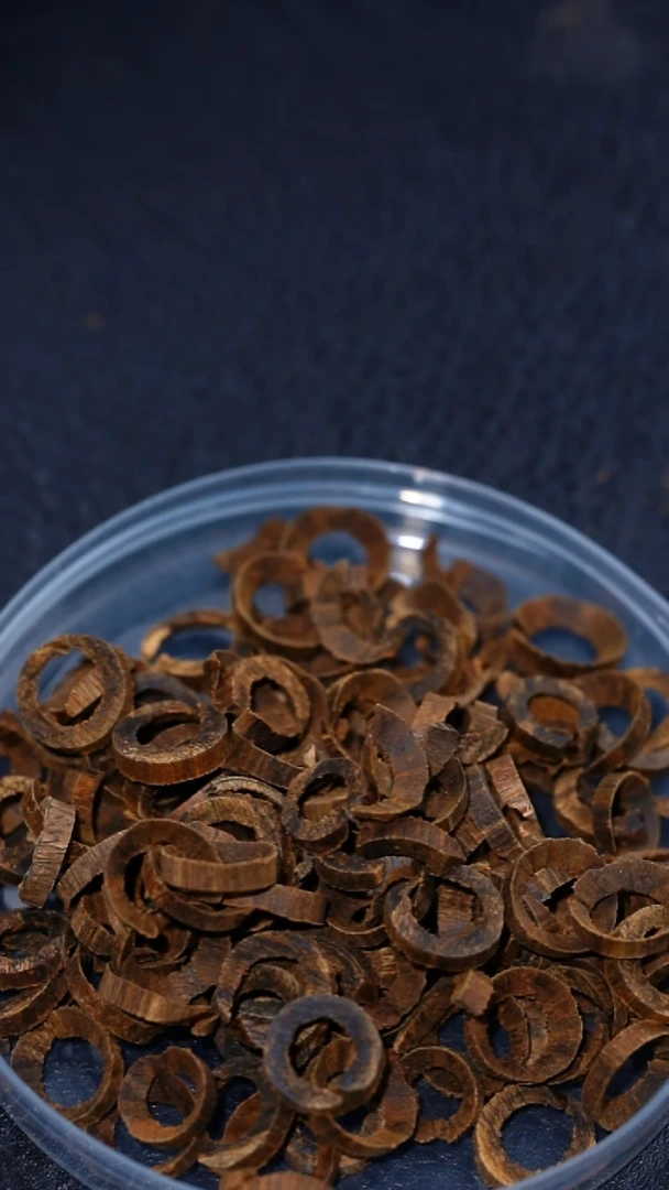 沉香沉香碎屑文莱黑棋甜甜圈2克