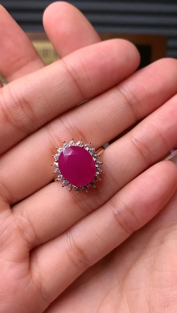 【闪购商品】红宝石戒指银S925镶嵌........