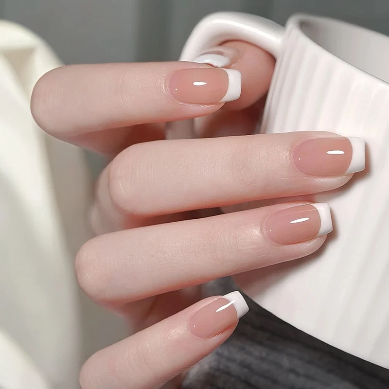 【草莓奶盖】法式白边穿戴甲高颜值百搭显白简约气质新款网红美甲贴