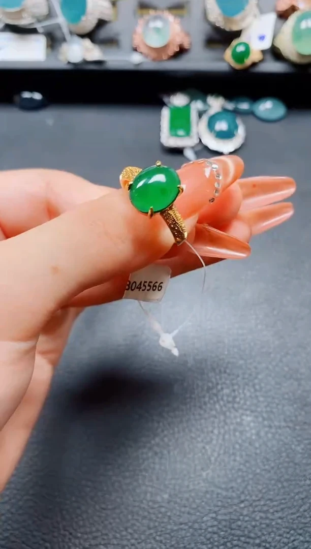 翡翠戒指银S925镶嵌翡翠