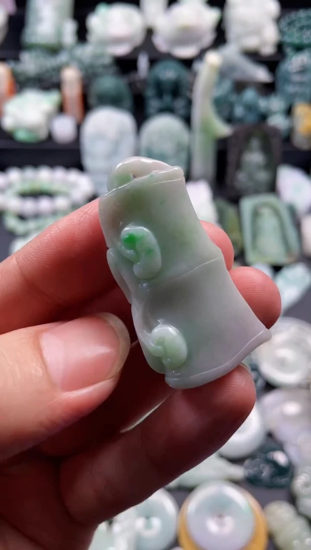 颈饰未镶嵌翡翠22  天然翡翠a货  竹节