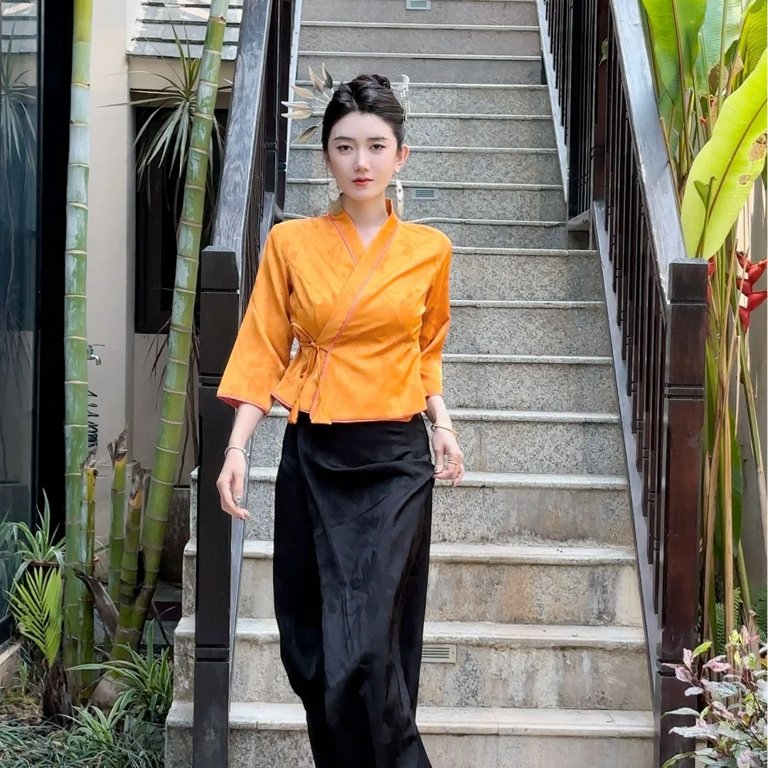 【子惠创意馆】2025新中式傣族服装贝叶图腾中式长袖傣装套装中国风