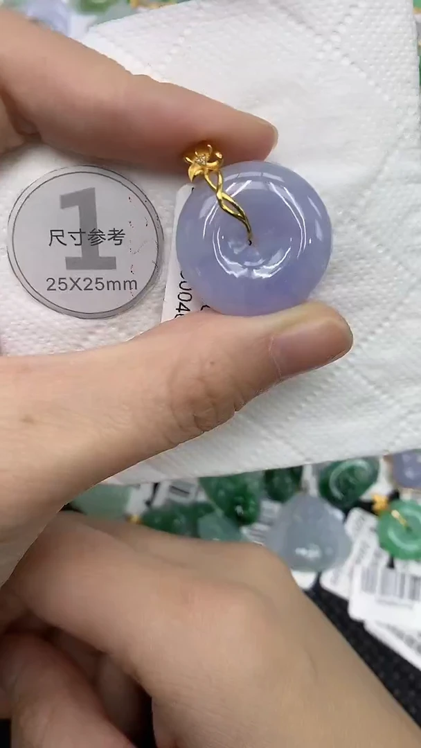 颈饰18K金镶嵌翡翠1111111111