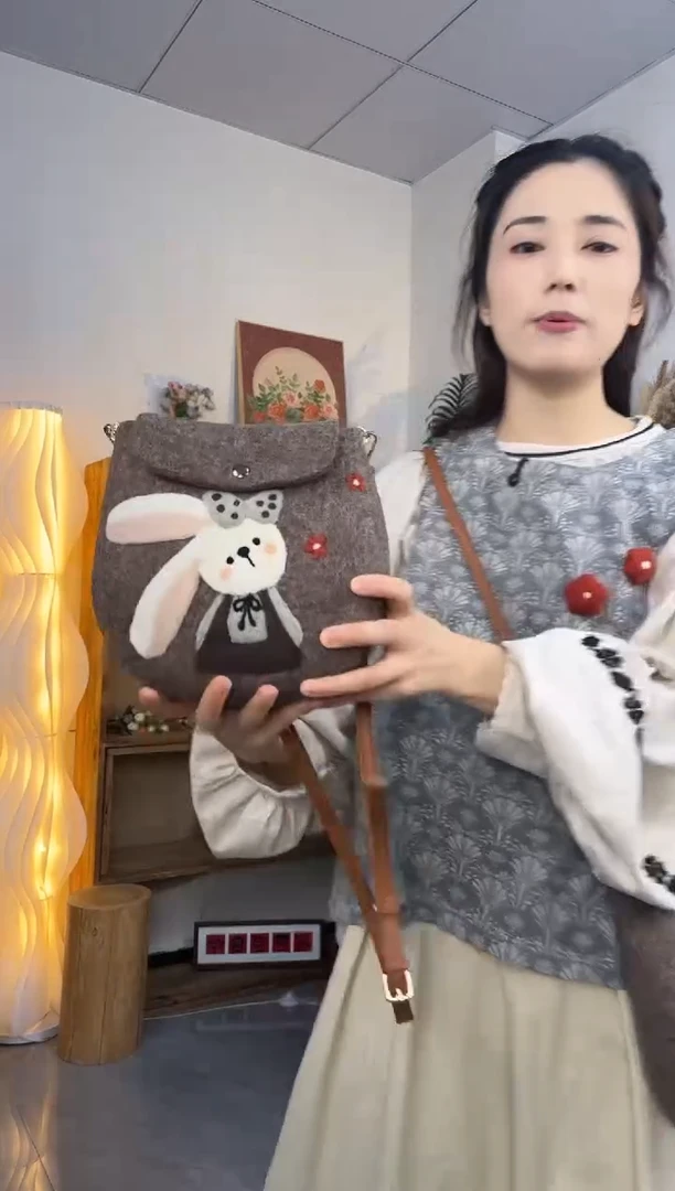 羊毛非遗纯手工包  蛋蛋包三花兔