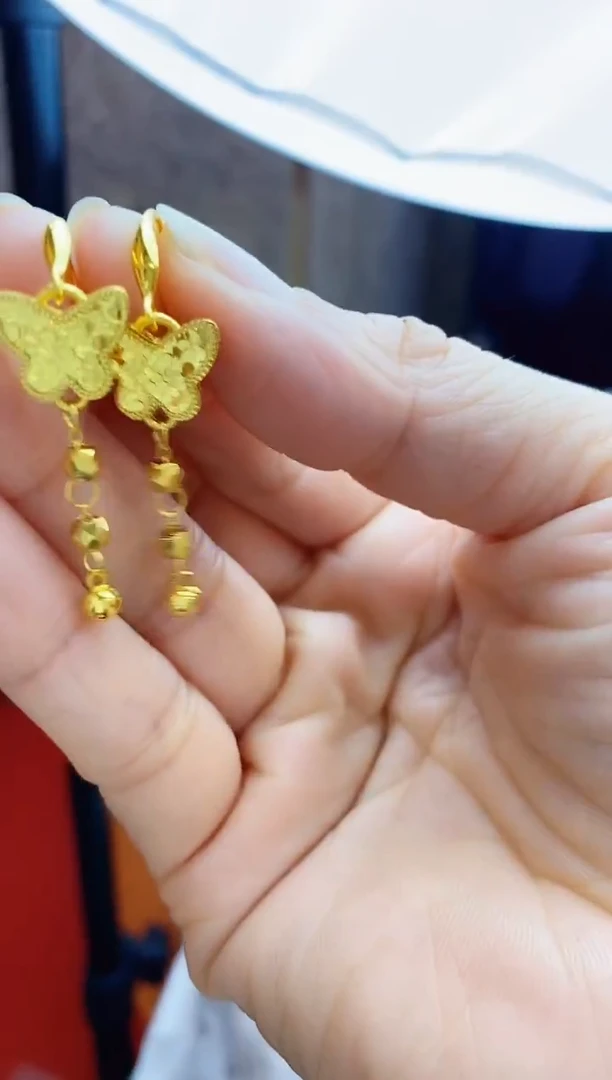 合金无029龙鳞蝴蝶耳坠