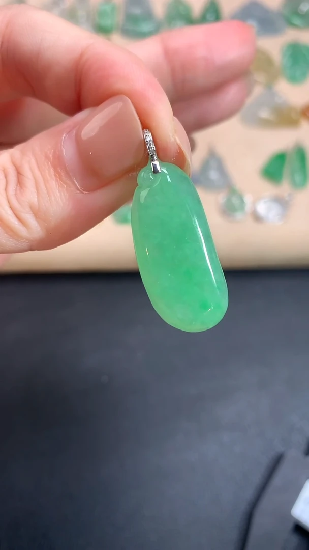 翡翠18K金镶嵌吊坠(不含链)福瓜|2980+0